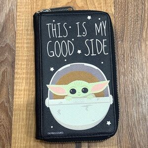Buckle-Down Women’s Star Wars The Child Zip Around Rectangle Wallet (EUC)